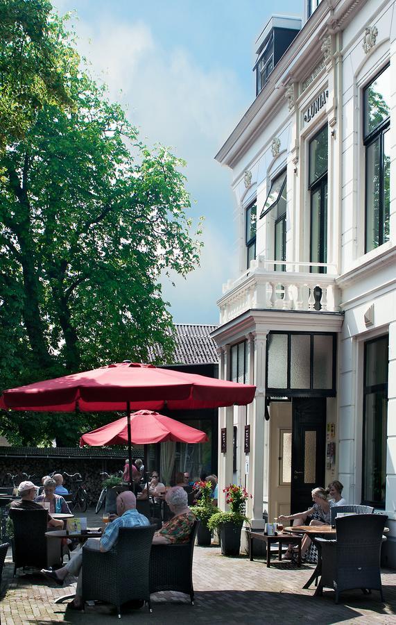Hotel Logis Restaurant Lunia 4*